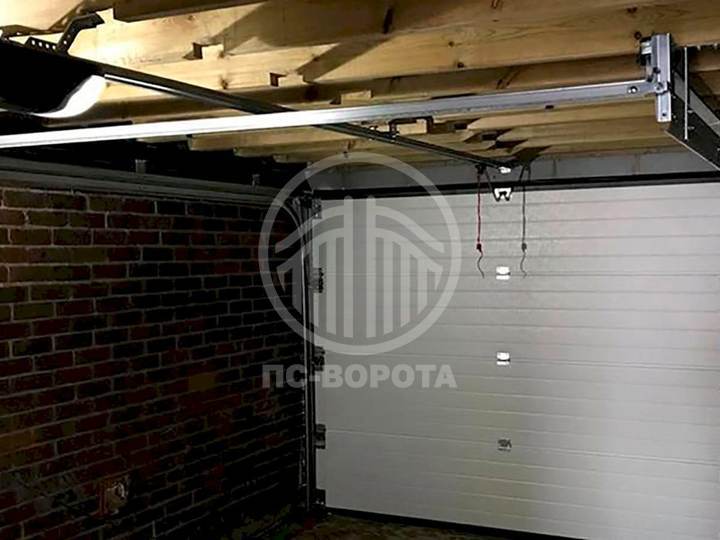 подъемно-секционные ворота